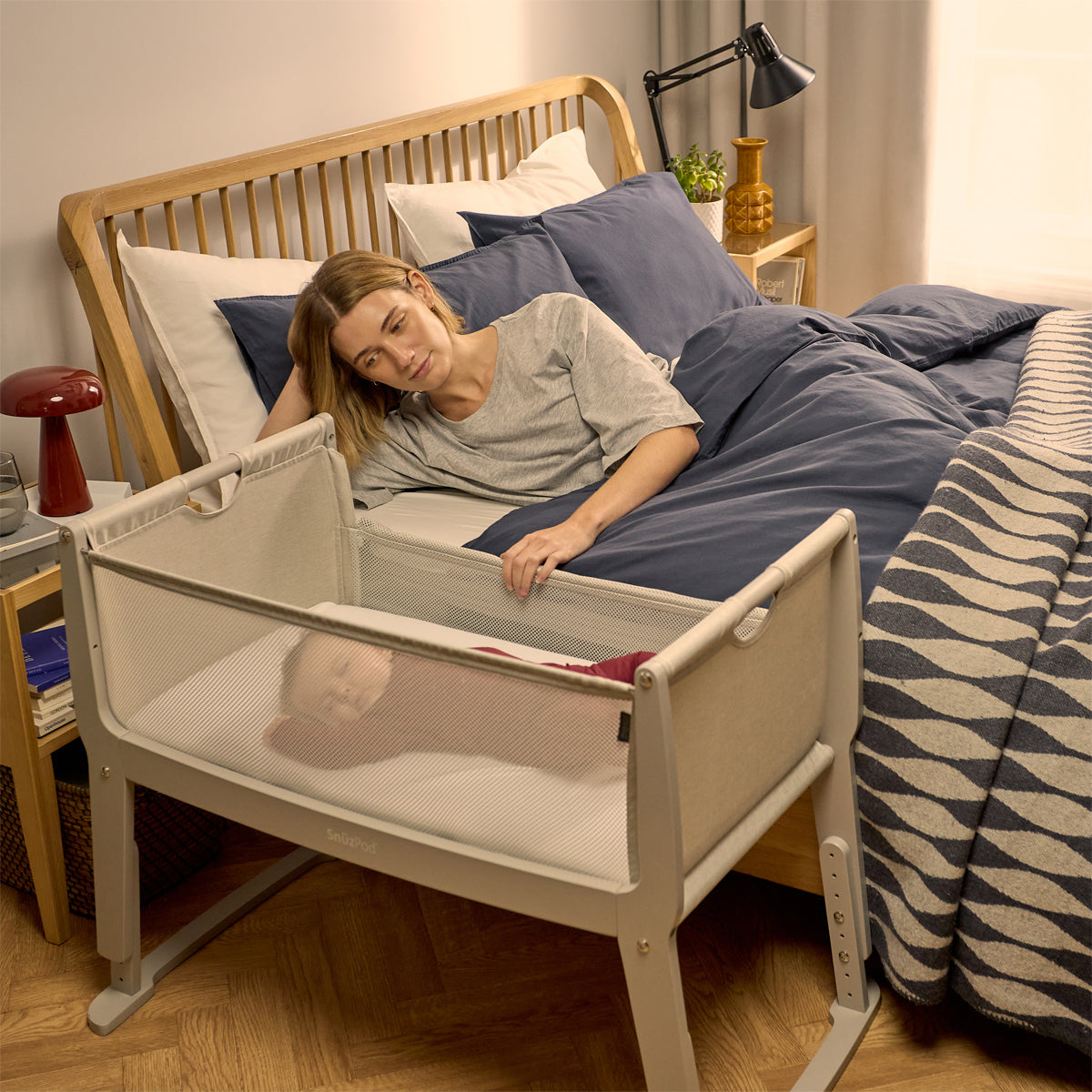 SnuzPod Studio Bedside Crib with mattress - Oslo Grey