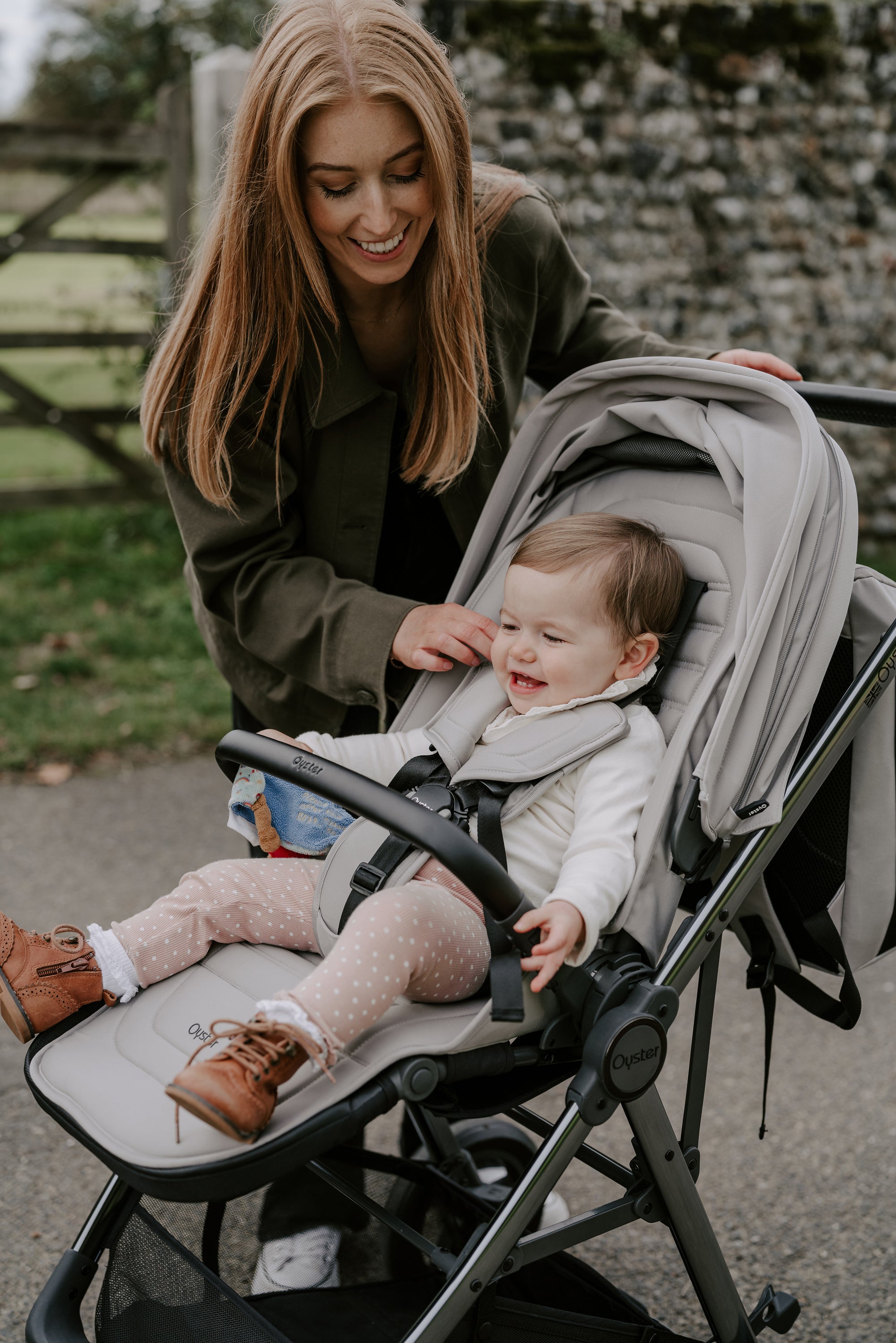 Babystyle Oyster Gravity+