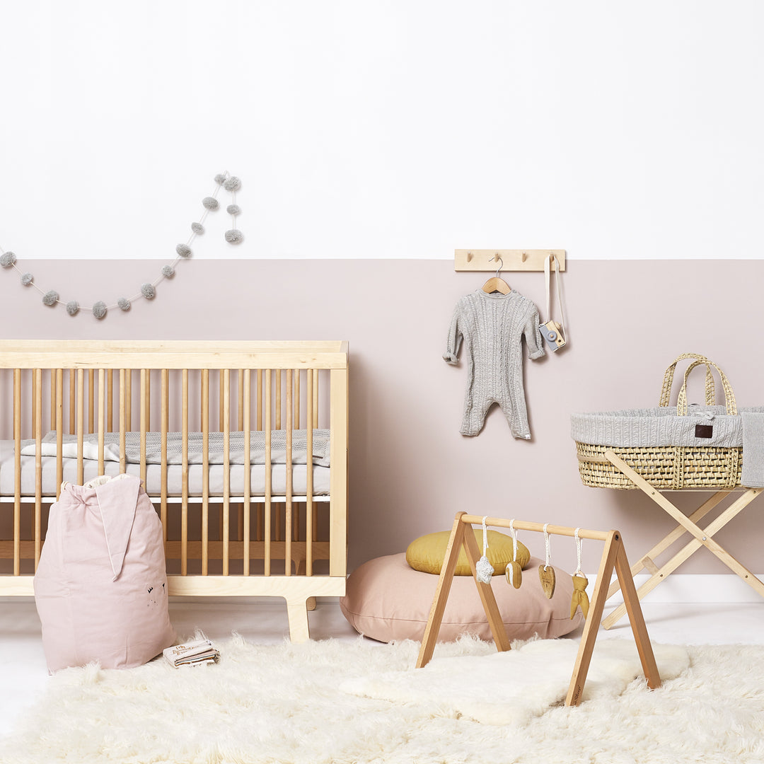 Little Green Sheep Knitted Moses Basket and Rocking Stand Bundle - Dove