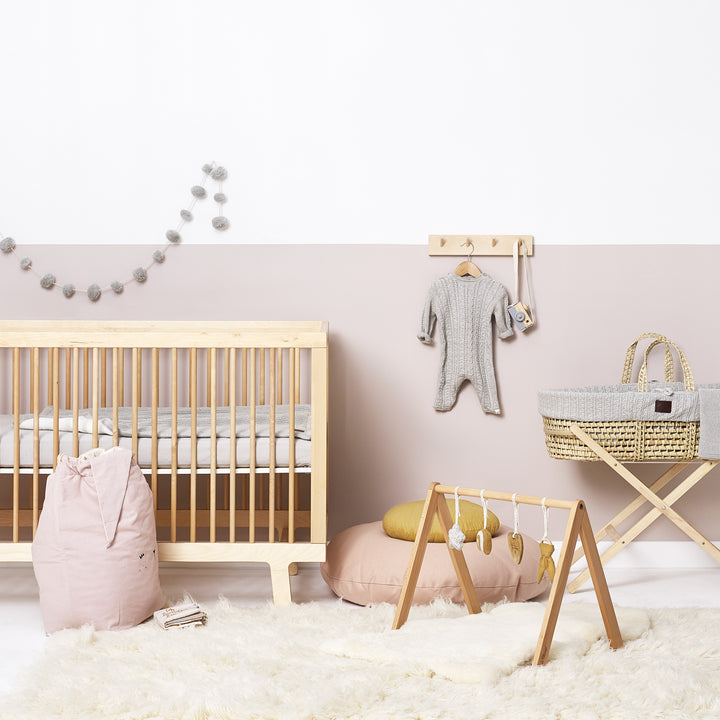 Little Green Sheep Knitted Moses Basket and Static Stand Bundle - Dove