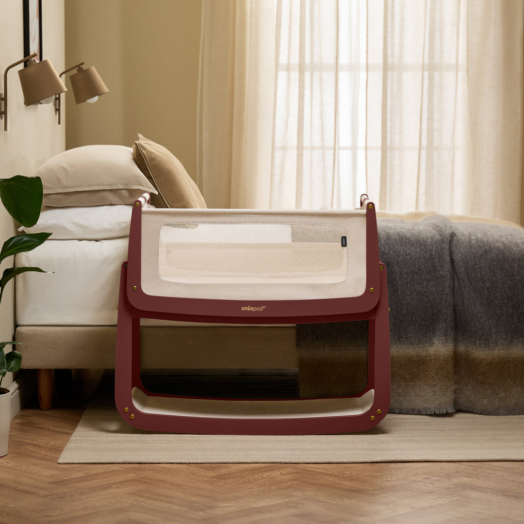 SnuzPod5 Bedside Crib - Rouge