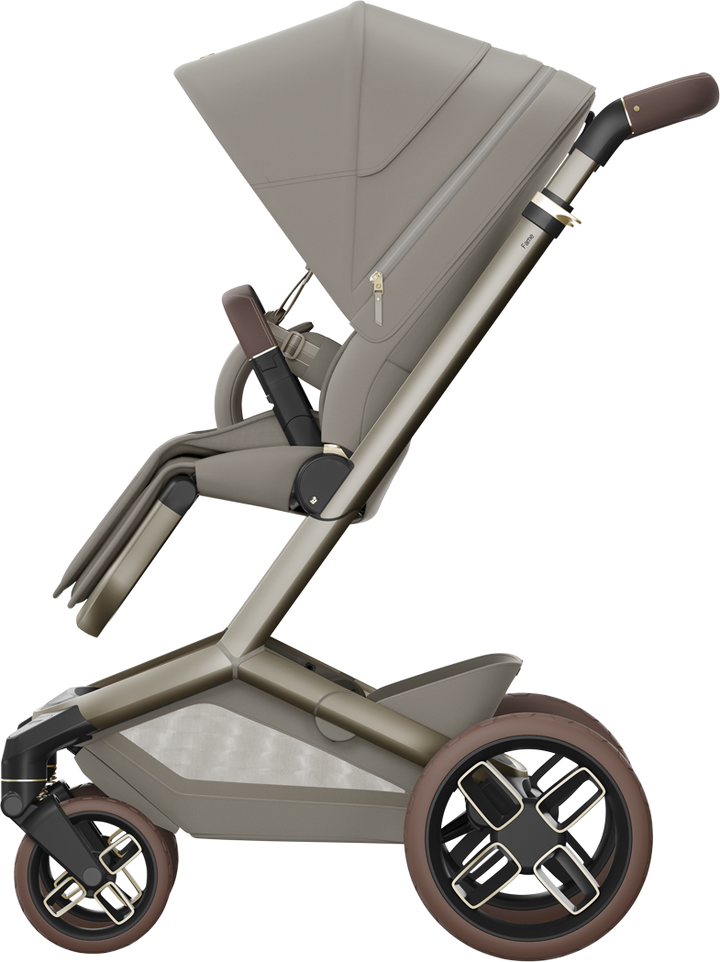 Maxi-Cosi FAME 8 Piece Ultimate Travel System - Sapphire Sand