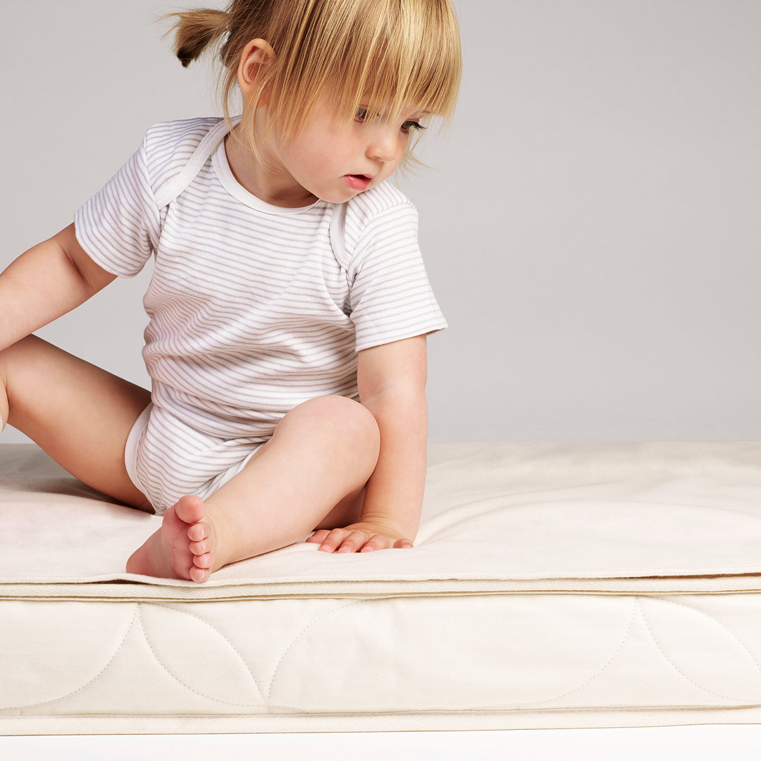 Little Green Sheep Organic Mattress Protector - Cot Bed 68 x 117cm