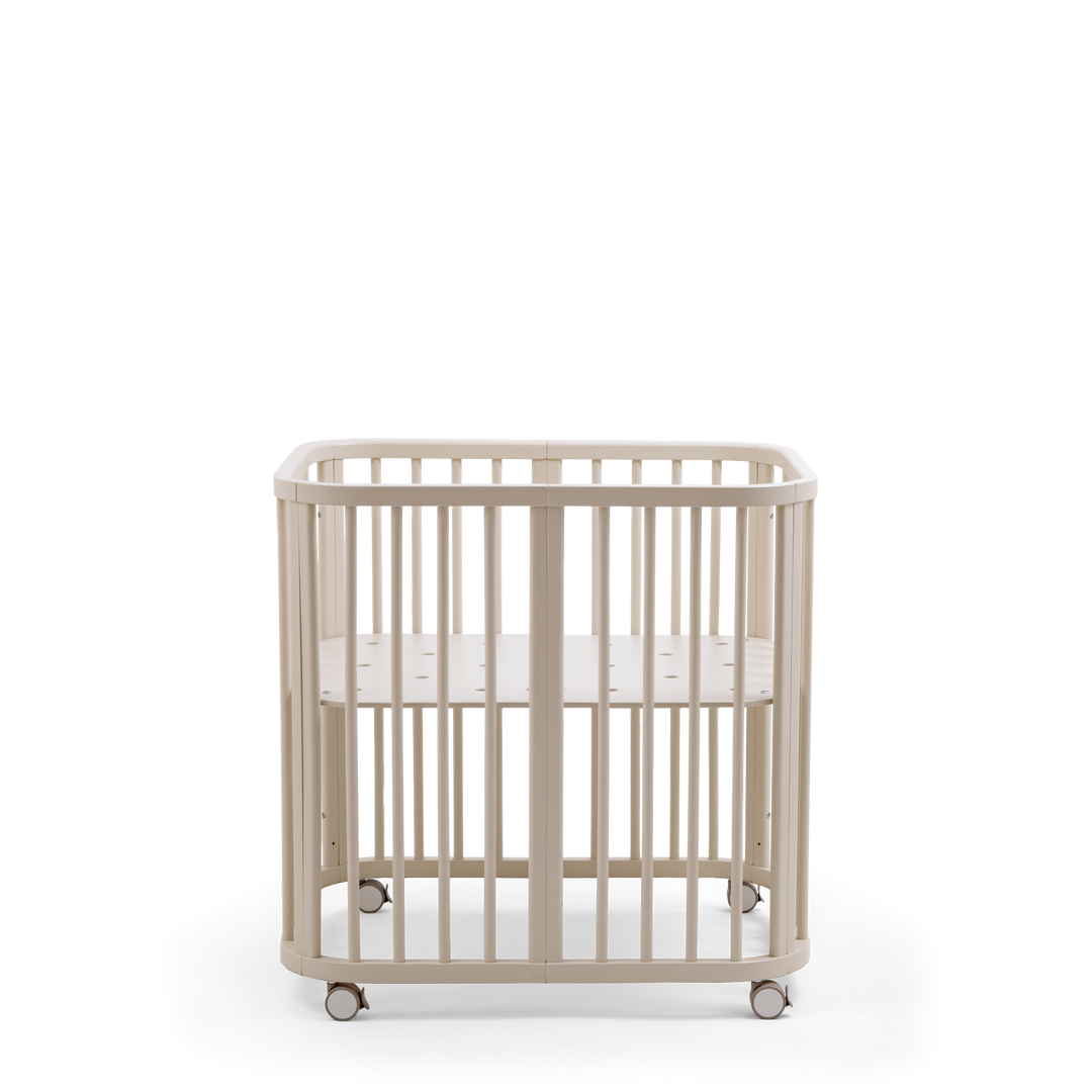 Stokke Nighti™ Convertible Cot Bed - Vanilla White