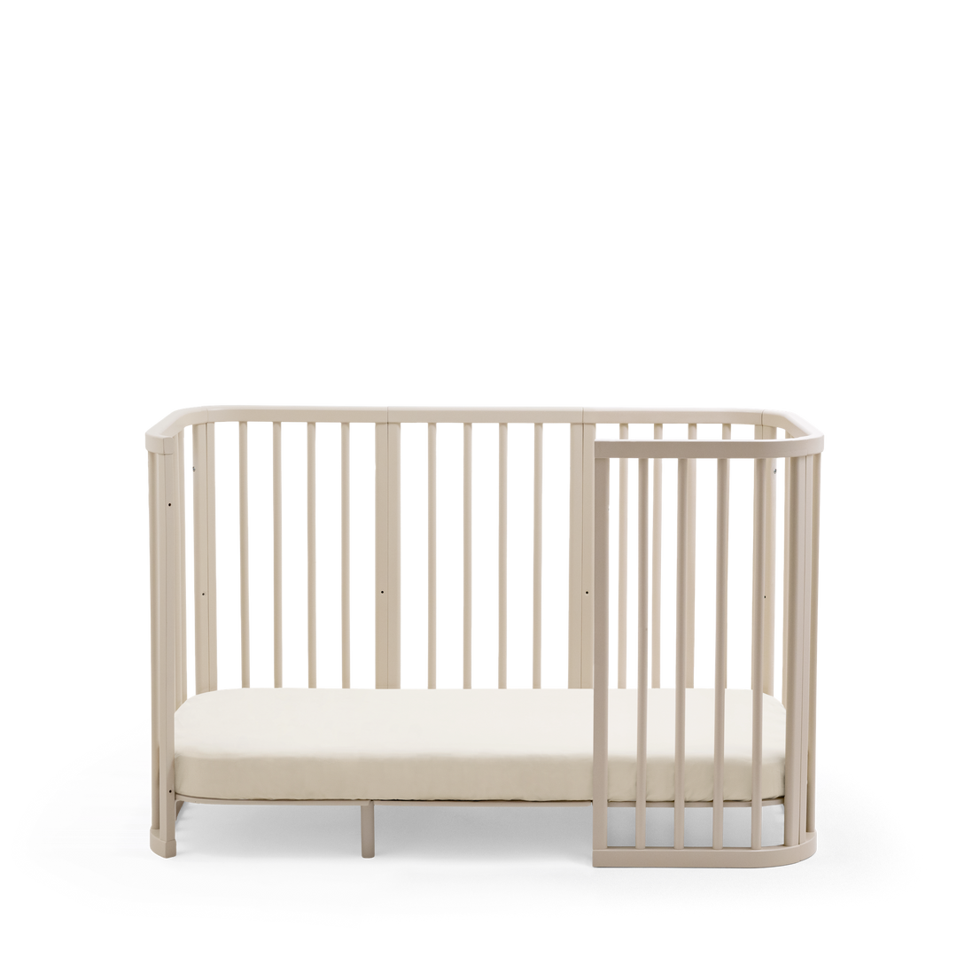 Stokke Nighti™ Convertible Cot Bed - Vanilla White