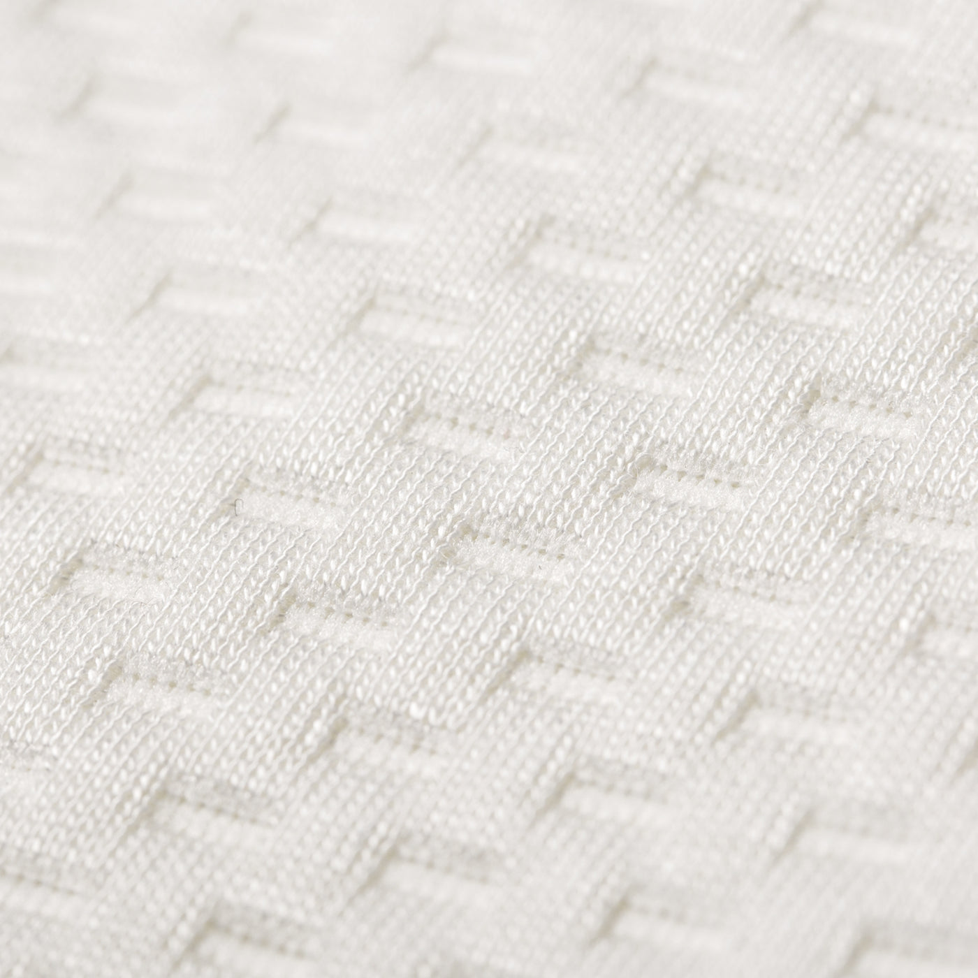 CuddleCo Signature Hypo Allergenic Bamboo Pocket Sprung Cot Bed Mattress