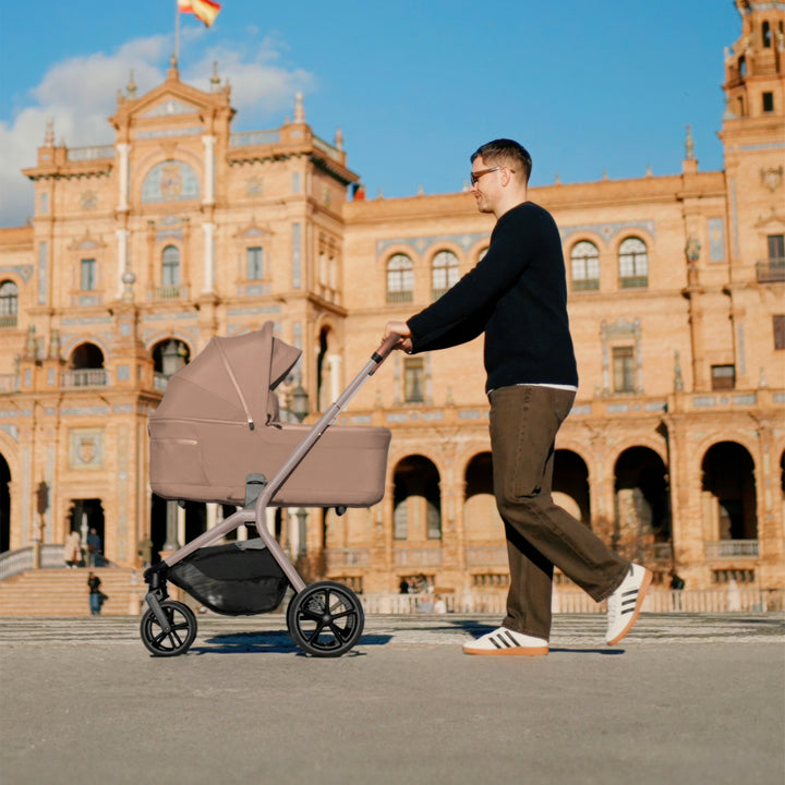 Silver Cross Breez Ultimate Family 360 Car Seat Bundle - Champagne