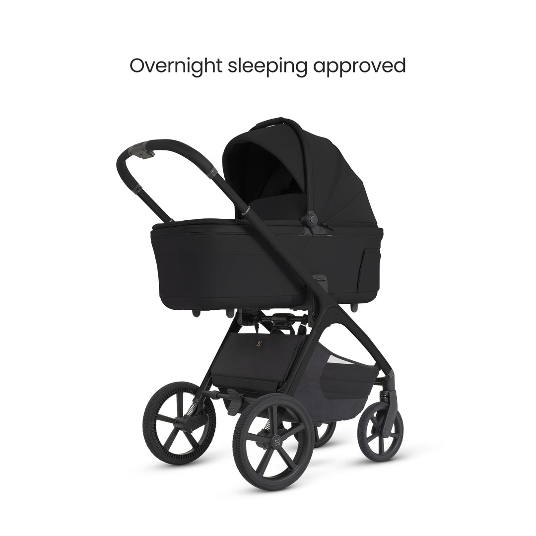 Silver Cross Cove 2 Cybex Cloud T Car Seat Bundle - Onyx