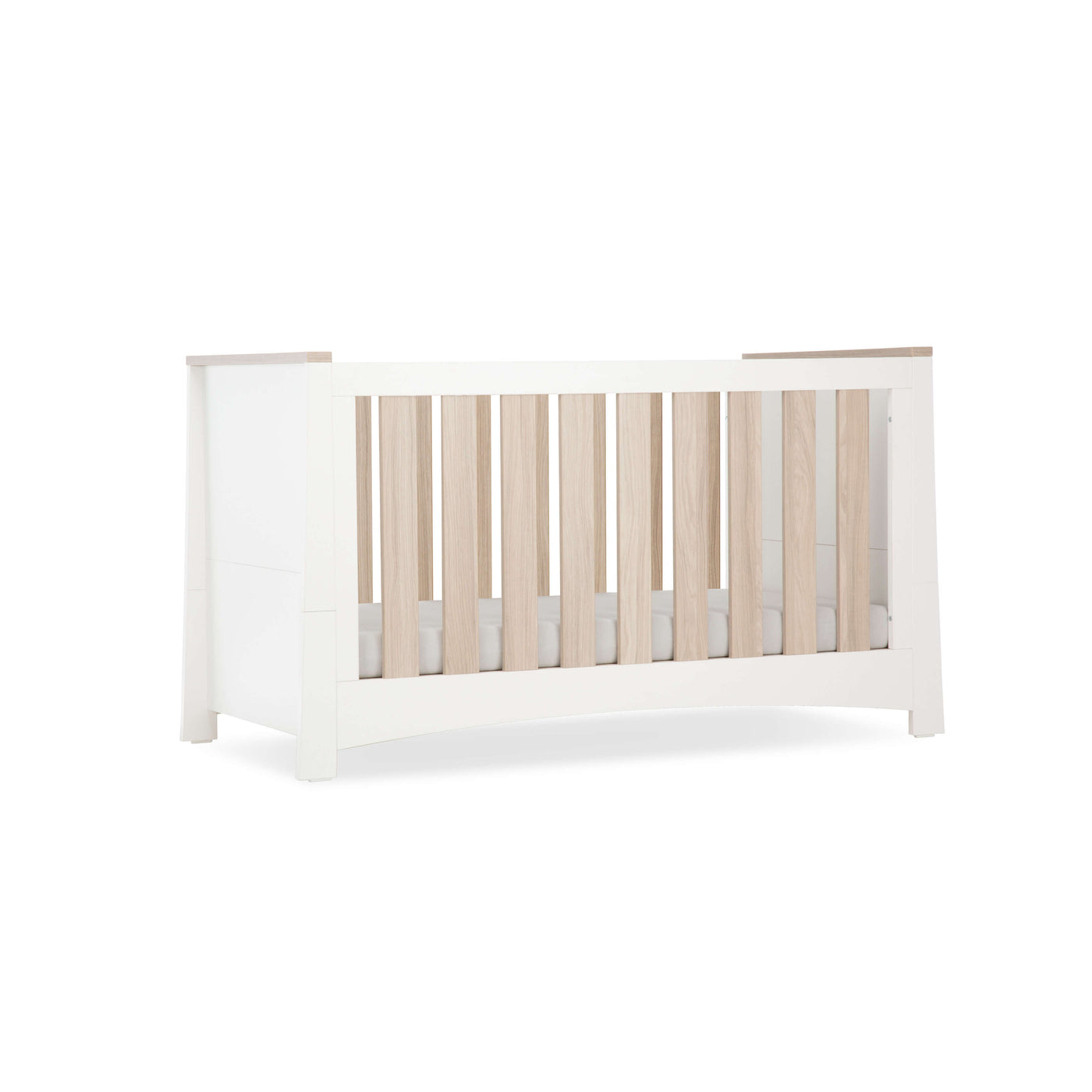 CuddleCo Ada Cot Bed - White/Ash