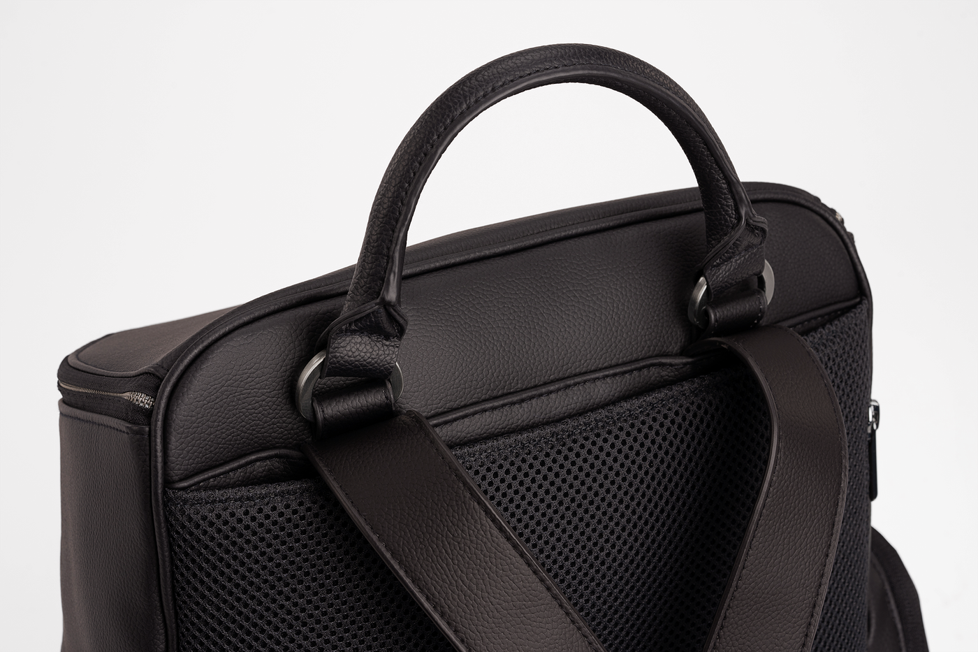 Nuna Essential Bag - Caviar