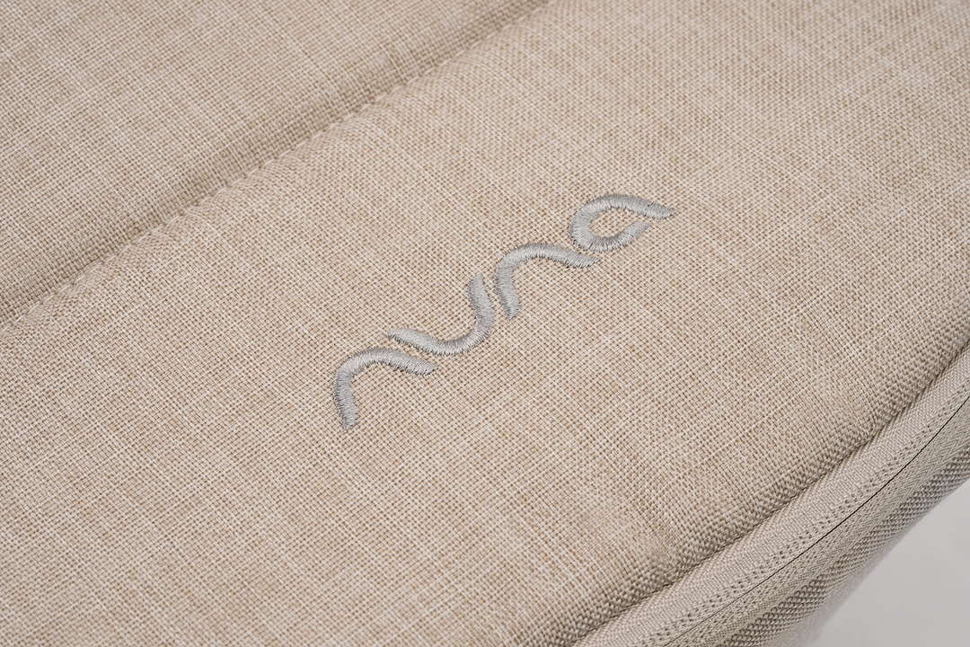 Nuna TRIV Next PIPA Urbn Bundle - Biscotti