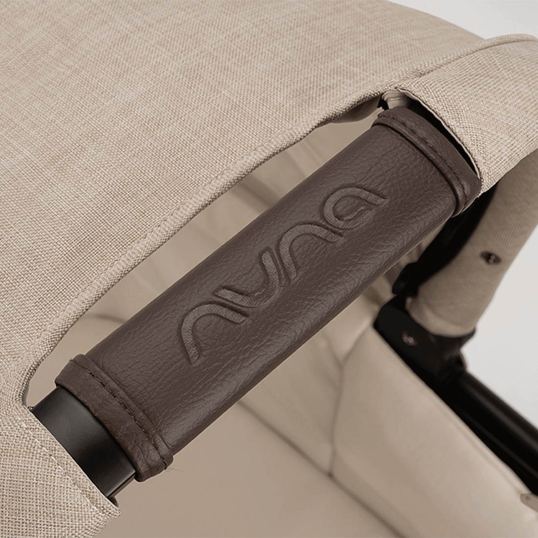 Nuna MIXX next ARRA FLEX bundle - Biscotti