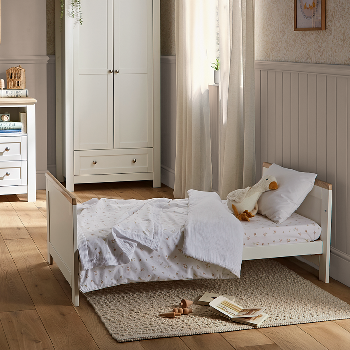 CuddleCo Burford Cot Bed - White & Oak