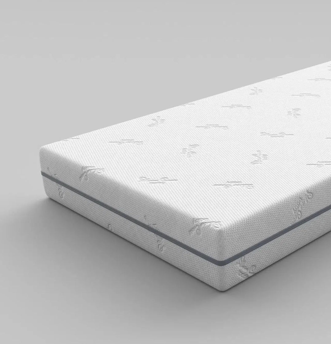 Silver Cross TrueFit™ Reversible Pocket Spring Cot Bed Mattress