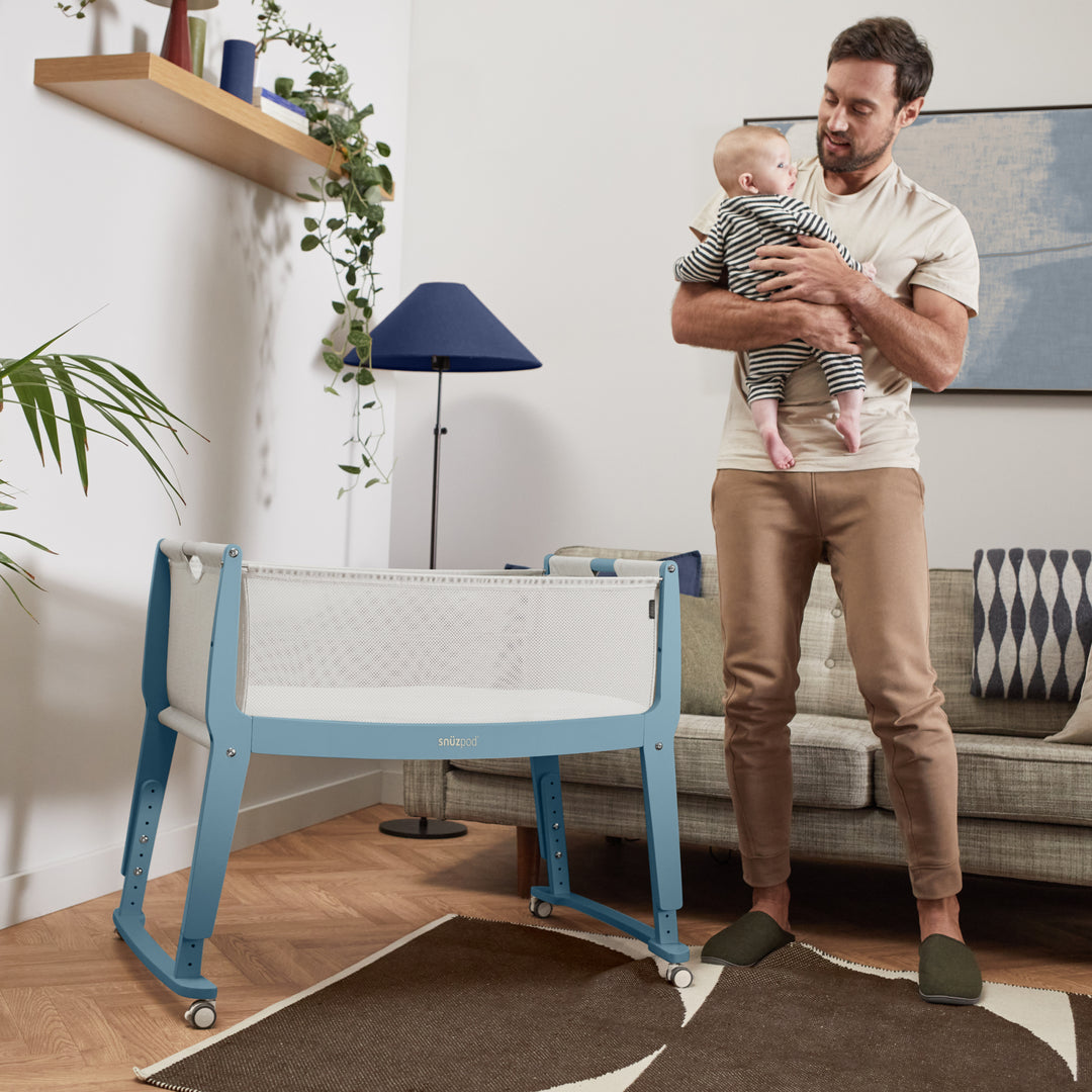 SnuzPod Studio Bedside Crib with mattress - Santorini Sky
