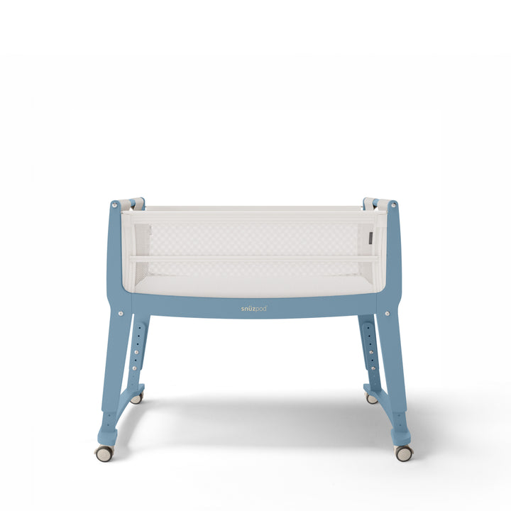 SnuzPod Studio Bedside Crib with mattress - Santorini Sky