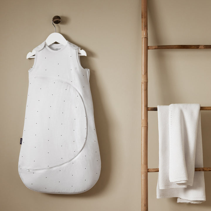 SnuzPouch Sleeping Bag 1.0 Tog (0-6 Months) - White Dot