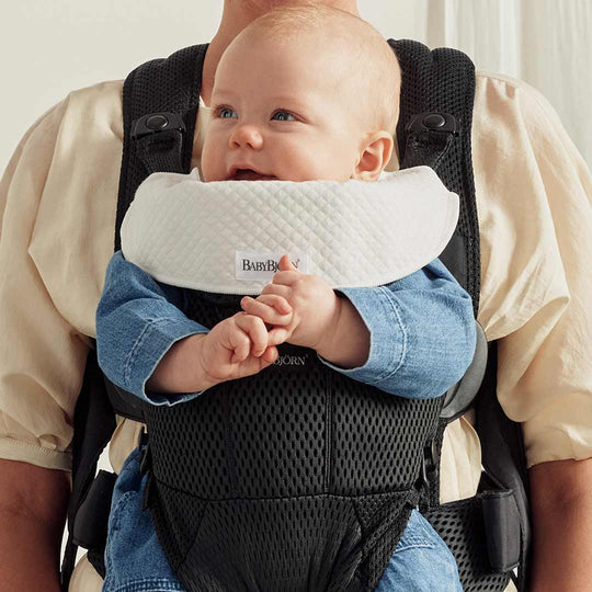 Baby Bjorn Move 3D Mesh Carrier - Black