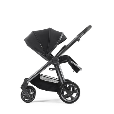 Babystyle Oyster 3 Essential Bundle with Cybex Cloud T & Base - Carbonite