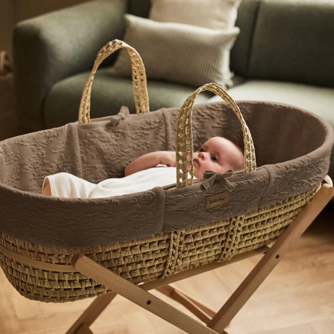Little Green Sheep Organic Furrow Moses Basket, Mattress & Walnut Static Stand - Cocoa