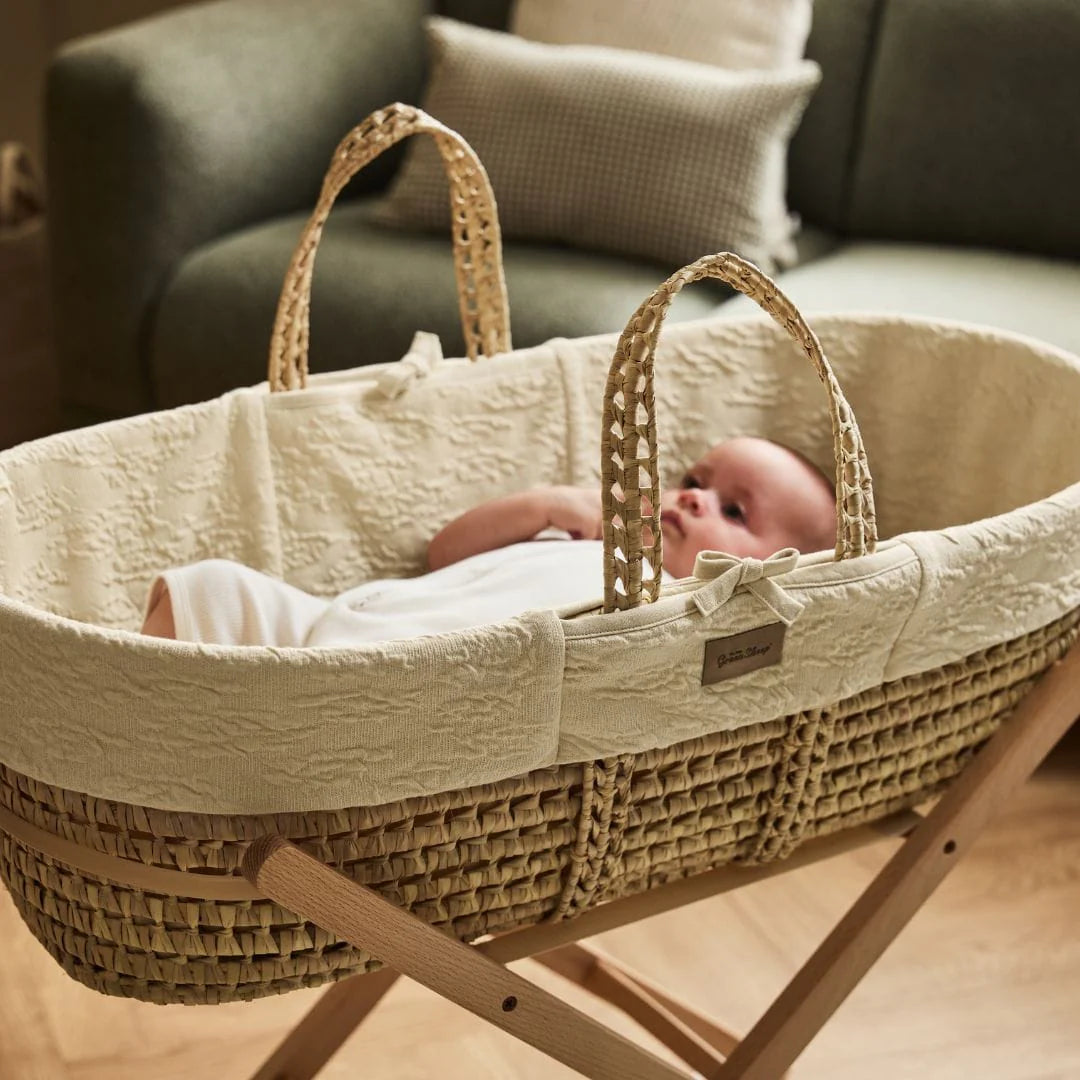Little Green Sheep Organic Furrow Moses Basket, Mattress & Walnut Static Stand - Linen