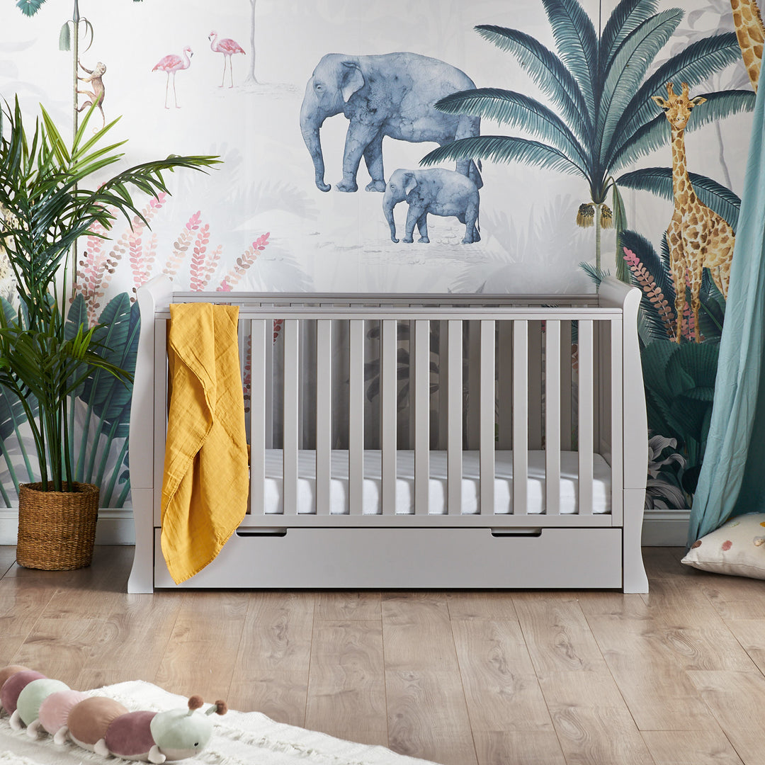 OBaby Stamford Classic Cot Bed - Warm Grey