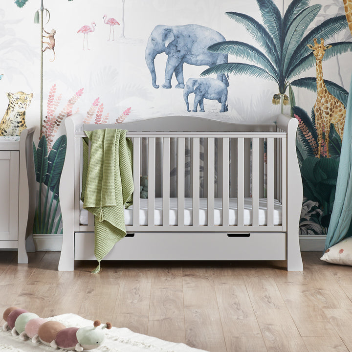 OBaby Stamford Luxe Sleigh Cot Bed - Warm Grey