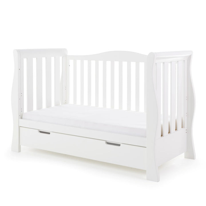OBaby Stamford Luxe Sleigh Cot Bed - White